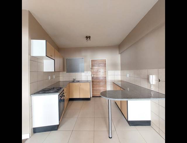 1 BEDROOM APARTMENT FOR SALE IN BRAAMFONTEIN